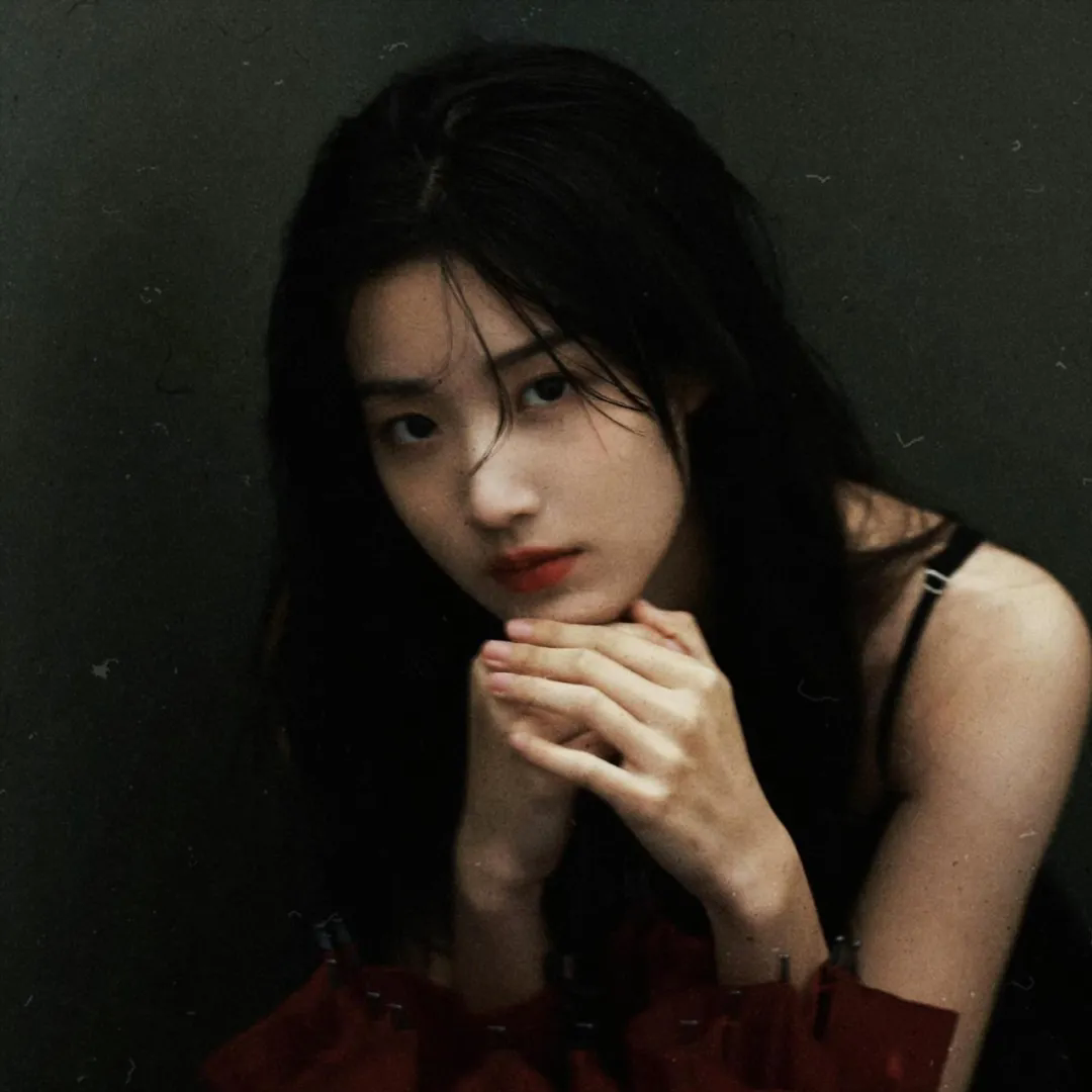 因为不是真正的伙伴而被逐出勇者队伍，流落到边境展开慢活人生